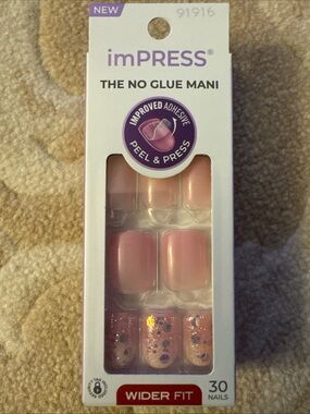 NEW imPRESS Wider Fit Press-On Nails Pink Glitter NIB